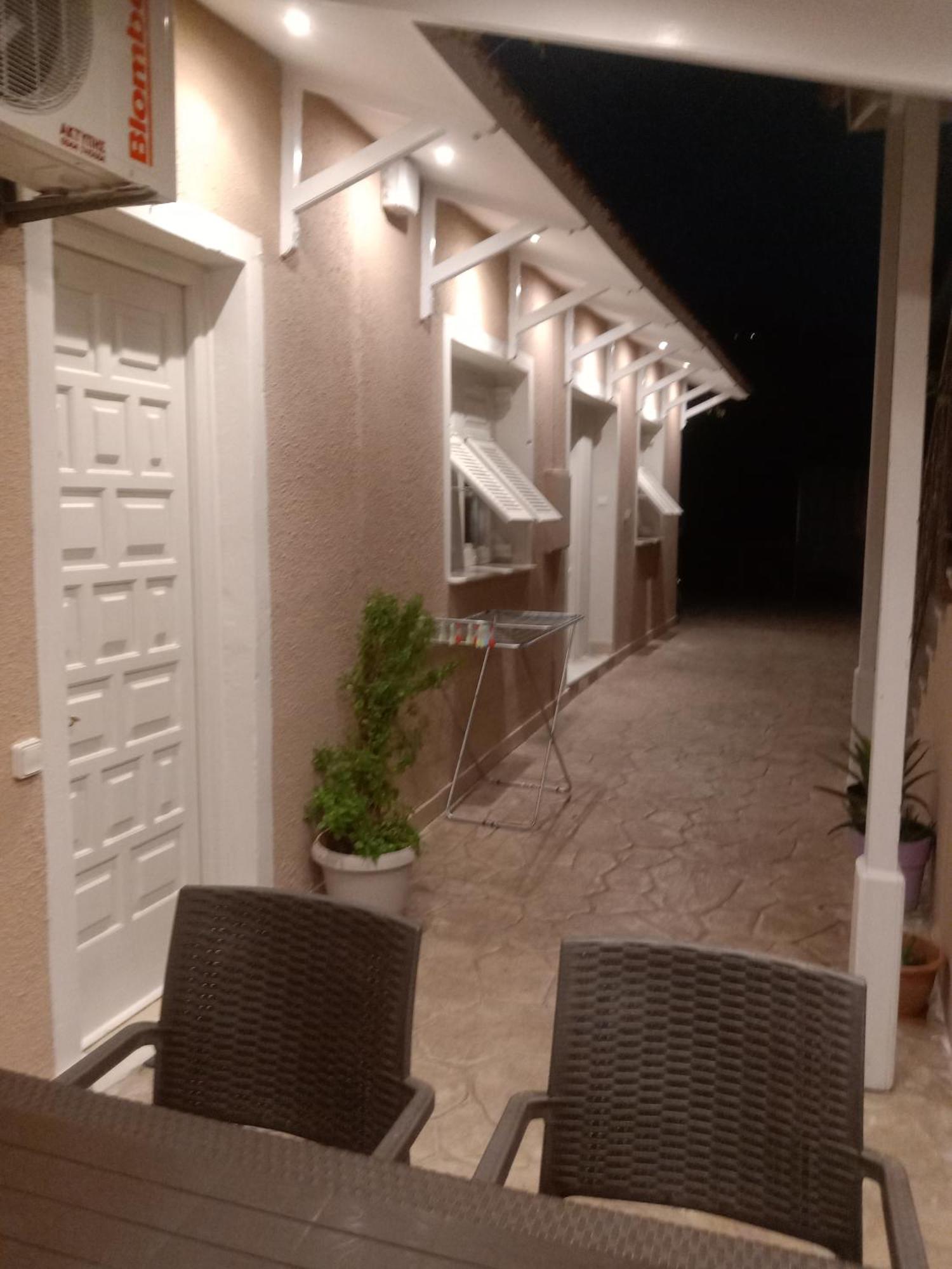 Menegis Apartment Zakynthos Exterior foto